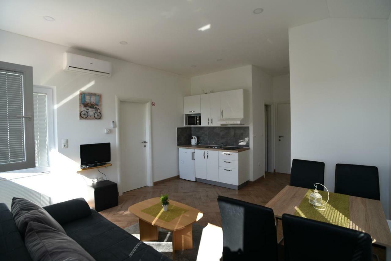 Apartments Armando 扎达尔 外观 照片