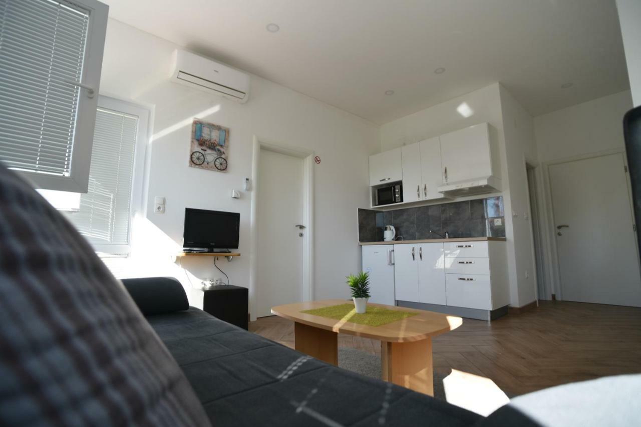 Apartments Armando 扎达尔 外观 照片